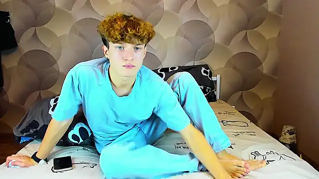 Ian Flor online show from 11-24-25, 12:49