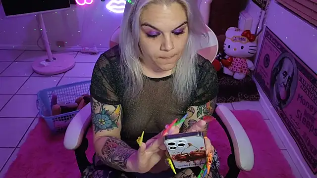 CherryBombBomb online show from 01-30-25, 06:03