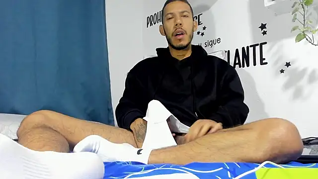 Aronxxs online show from 10-24-25, 09:49