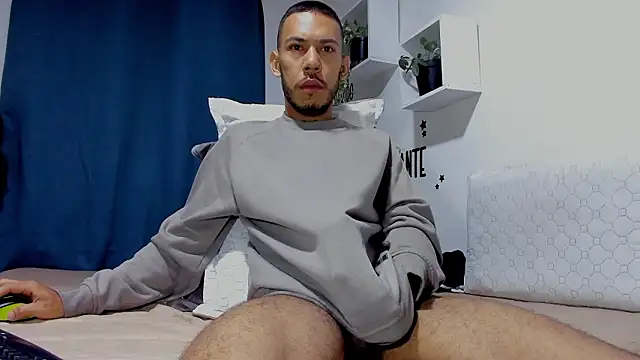 Aronxxs online show from 03-05-26, 09:16