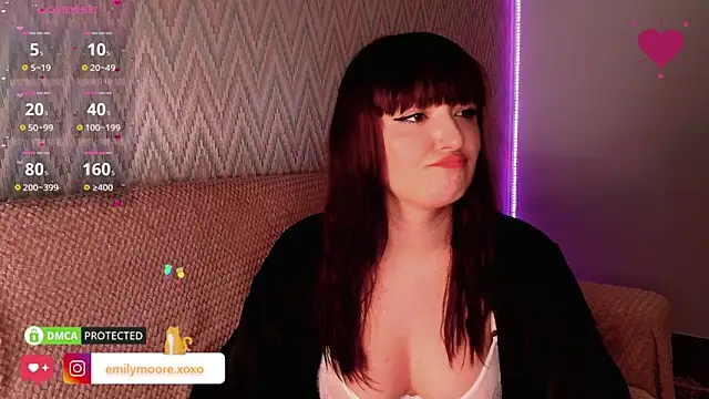 Snapshot of emilymoore__ chatting on 12-12-24, 12:59 emilymoore online show from 12-12-24, 12:59