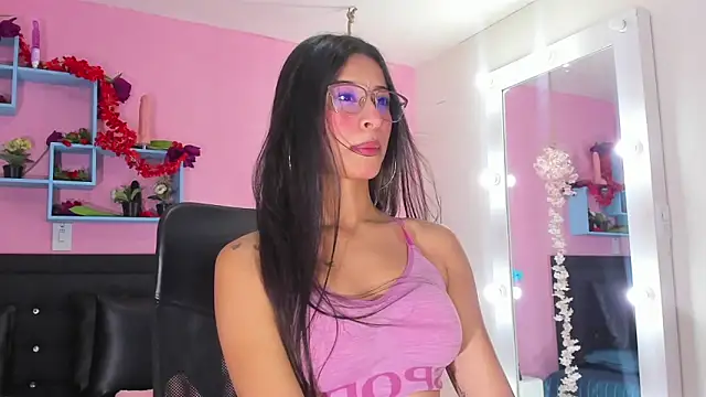 SamaraCortez online show from 02-10-25, 08:31