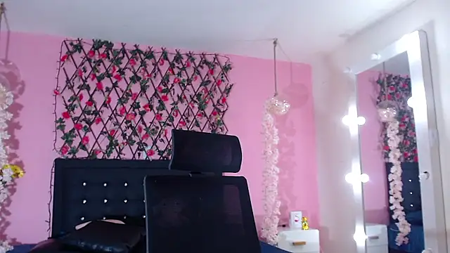 SamaraCortez online show from 01-17-26, 07:39