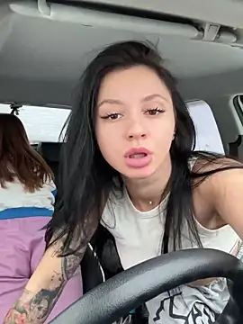 Snapshot of LavenderHot chatting on 01-03-25, 09:15 LavenderHot online show from 01-03-25, 09:15