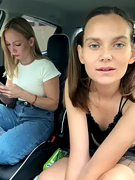 Snapshot of LavenderHot chatting on 09-10-25, 02:33 LavenderHot online show from 09-10-25, 02:33