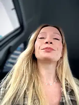 LavenderHot online show from 04-27-26, 01:47