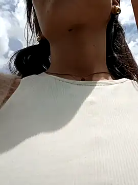 Violeta 12- online show from 10-10-25, 04:39