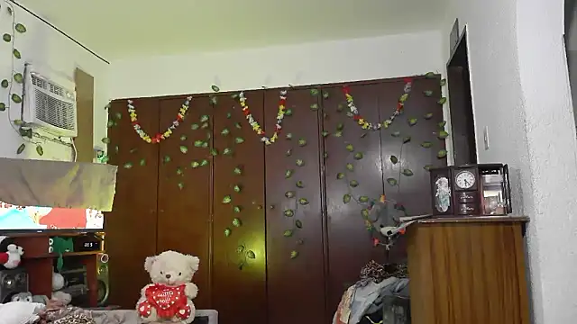  jessica rabbit online show from 01-15-26, 06:33