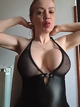 Snapshot of eva_ragazzadolce chatting on 06-06-26, 12:10 eva ragazzadolce online show from 06-06-26, 12:10