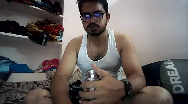 Snapshot of naughtymike0007 chatting on 02-05-25, 02:05 naughtymike0007 online show from 02-05-25, 02:05