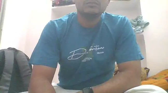 Snapshot of naughtymike0007 chatting on 02-27-25, 03:26 naughtymike0007 online show from 02-27-25, 03:26