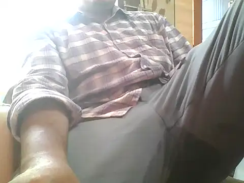 Snapshot of naughtymike0007 chatting on 10-03-25, 11:07 naughtymike0007 online show from 10-03-25, 11:07