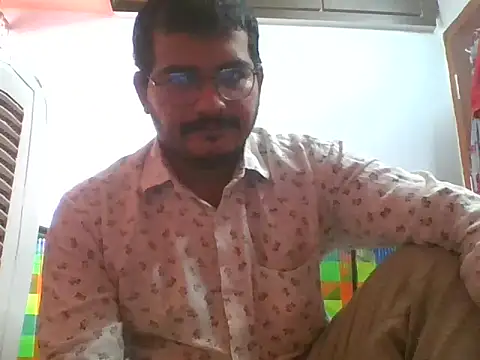 Snapshot of naughtymike0007 chatting on 11-25-25, 04:01 naughtymike0007 online show from 11-25-25, 04:01