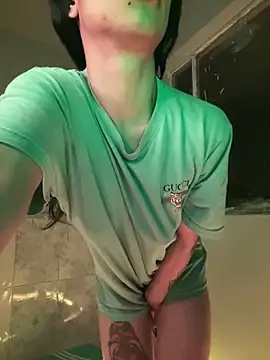 Snapshot of CieloTaylor chatting on 01-09-25, 02:33 CieloTaylor online show from 01-09-25, 02:33