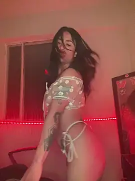 Snapshot of CieloTaylor chatting on 03-05-25, 11:49 CieloTaylor online show from 03-05-25, 11:49