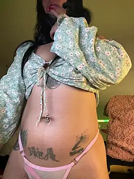 Snapshot of CieloTaylor chatting on 03-16-25, 11:57 CieloTaylor online show from 03-16-25, 11:57