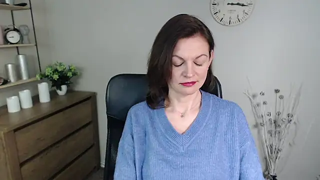 Snapshot of VivianWILD chatting on 01-13-25, 01:39 VivianWILD online show from 01-13-25, 01:39