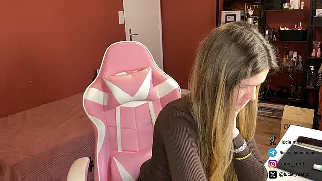 lucie mehott online show from 01-31-25, 08:54