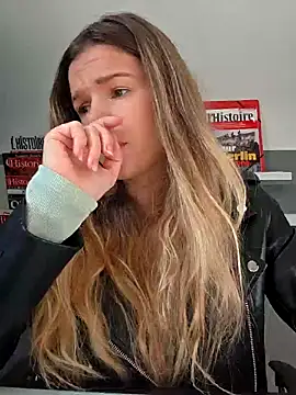 lucie mehott online show from 10-02-25, 07:26