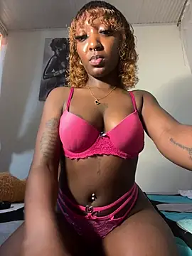 Snapshot of TeenieReeny chatting on 12-29-24, 09:41 TeenieReeny online show from 12-29-24, 09:41