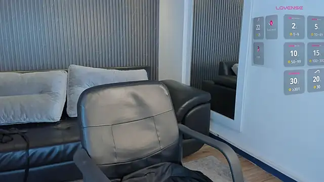 saracorraless online show from 12-11-24, 11:00