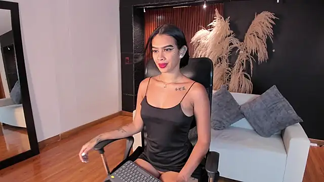 saracorraless online show from 02-03-25, 07:00