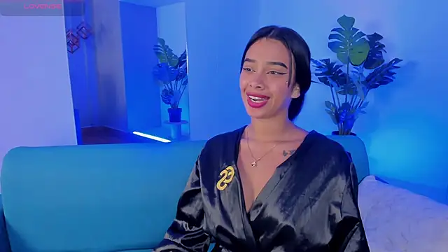 saracorraless online show from 02-25-25, 01:20