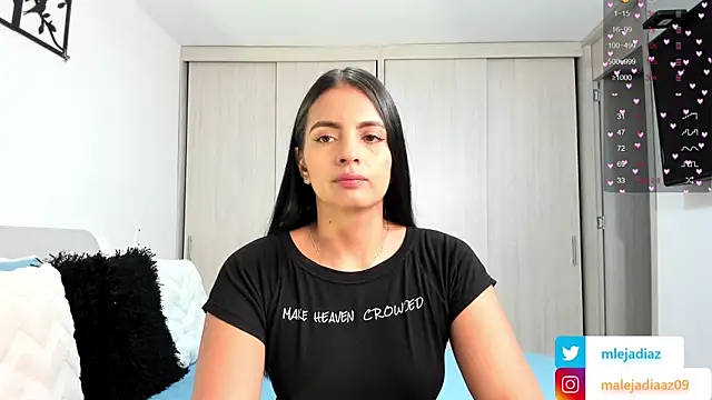 Snapshot of MalejaDiaz_ chatting on 02-21-25, 02:48 MalejaDiaz online show from 02-21-25, 02:48