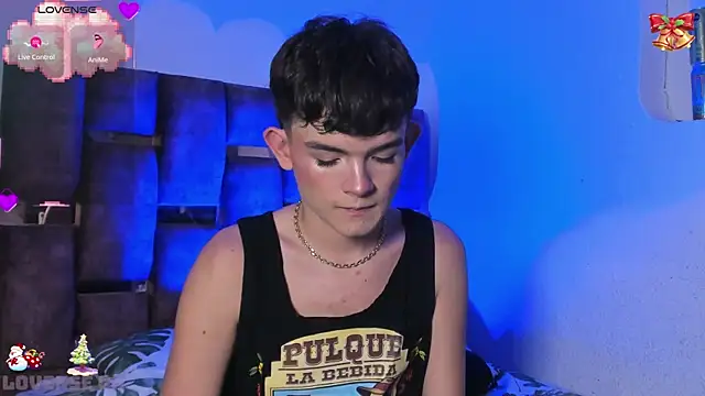 Snapshot of Angelo_018 chatting on 12-28-24, 03:37 Angelo 018 online show from 12-28-24, 03:37