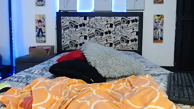 Snapshot of Rihana14 chatting on 02-01-25, 12:51 Rihana14 online show from 02-01-25, 12:51