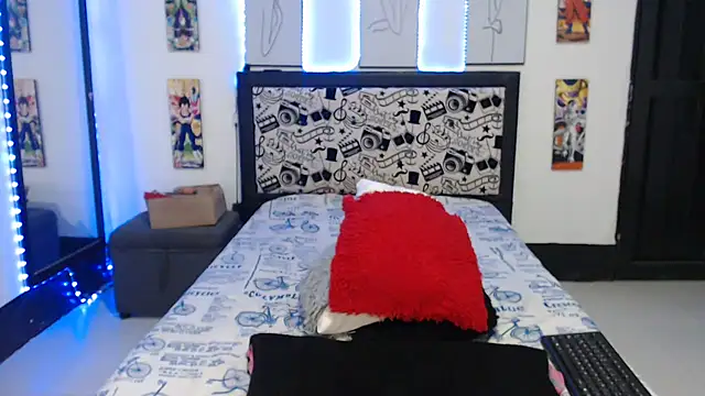 Snapshot of Rihana14 chatting on 02-09-25, 11:25 Rihana14 online show from 02-09-25, 11:25