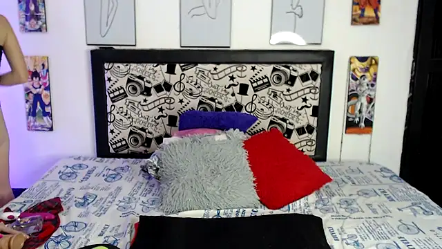 Snapshot of Rihana14 chatting on 11-08-25, 09:13 Rihana14 online show from 11-08-25, 09:13