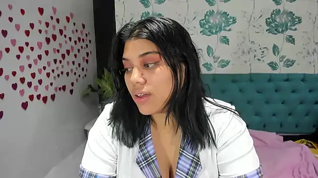 Snapshot of LindaBreeS chatting on 01-31-25, 07:40 LindaBreeS online show from 01-31-25, 07:40