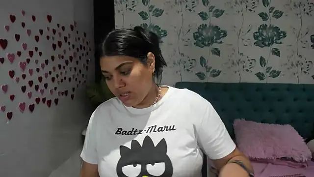 Snapshot of LindaBreeS chatting on 02-18-25, 02:27 LindaBreeS online show from 02-18-25, 02:27