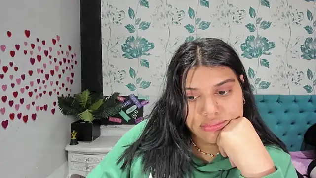 Snapshot of LindaBreeS chatting on 02-24-25, 08:03 LindaBreeS online show from 02-24-25, 08:03