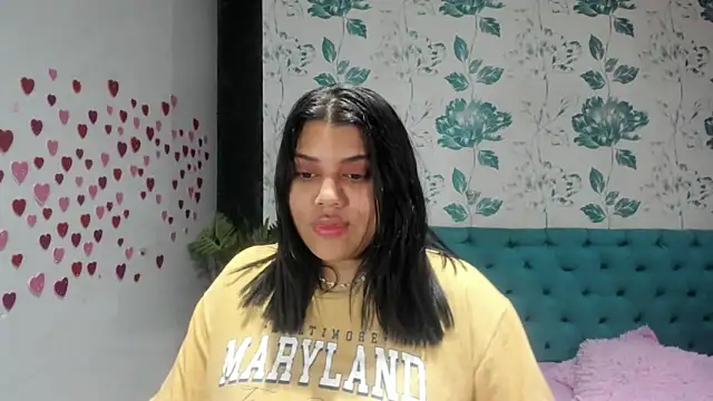 Snapshot of LindaBreeS chatting on 03-02-25, 03:02 LindaBreeS online show from 03-02-25, 03:02