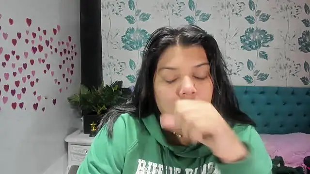 Snapshot of LindaBreeS chatting on 03-14-25, 05:57 LindaBreeS online show from 03-14-25, 05:57