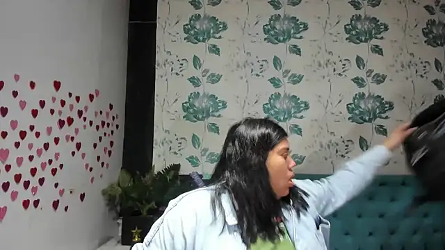 Snapshot of LindaBreeS chatting on 03-15-25, 03:06 LindaBreeS online show from 03-15-25, 03:06