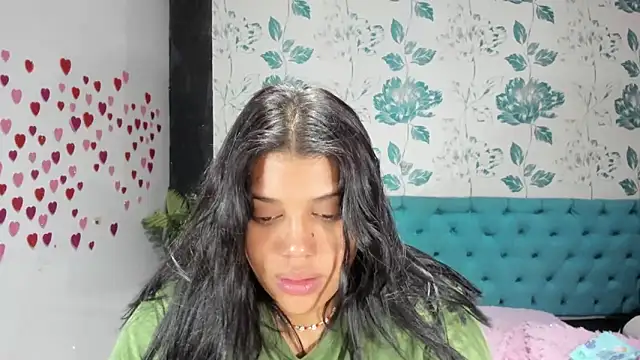 Snapshot of LindaBreeS chatting on 03-15-25, 06:21 LindaBreeS online show from 03-15-25, 06:21