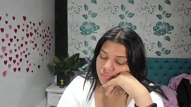 Snapshot of LindaBreeS chatting on 03-17-25, 03:07 LindaBreeS online show from 03-17-25, 03:07