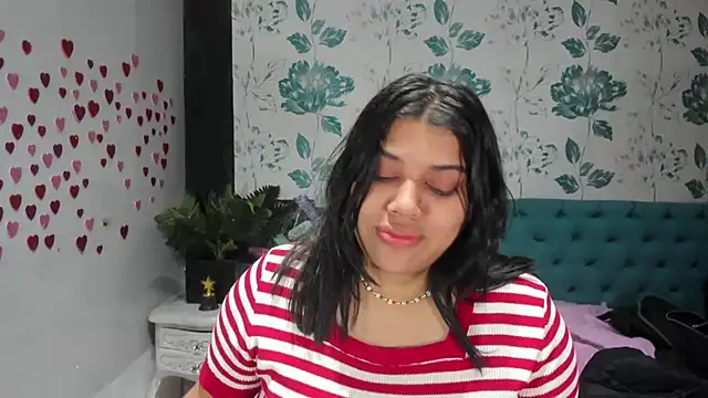 Snapshot of LindaBreeS chatting on 03-18-25, 04:48 LindaBreeS online show from 03-18-25, 04:48