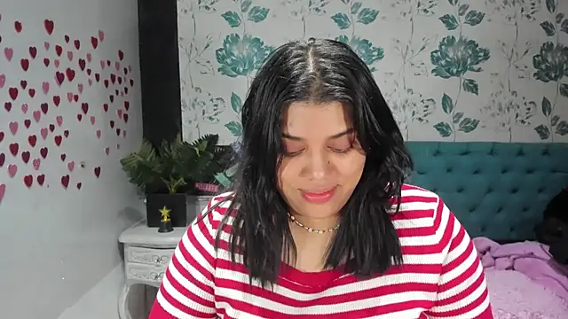 Snapshot of LindaBreeS chatting on 03-18-25, 07:53 LindaBreeS online show from 03-18-25, 07:53