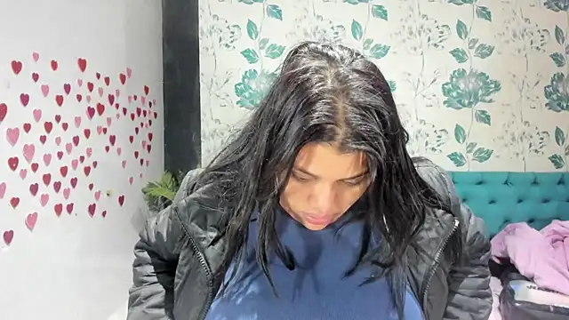 Snapshot of LindaBreeS chatting on 03-21-25, 02:51 LindaBreeS online show from 03-21-25, 02:51