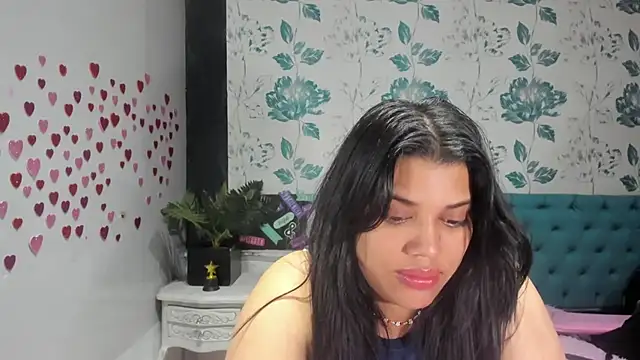 Snapshot of LindaBreeS chatting on 03-21-25, 09:23 LindaBreeS online show from 03-21-25, 09:23