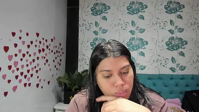 Snapshot of LindaBreeS chatting on 03-22-25, 03:20 LindaBreeS online show from 03-22-25, 03:20