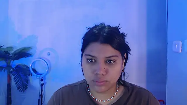 Snapshot of LindaBreeS chatting on 03-23-25, 03:21 LindaBreeS online show from 03-23-25, 03:21