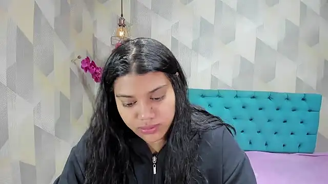 Snapshot of LindaBreeS chatting on 10-14-25, 01:12 LindaBreeS online show from 10-14-25, 01:12