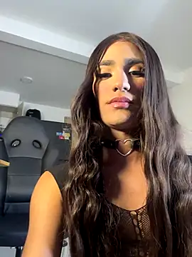 Snapshot of valeng_doll chatting on 09-19-25, 09:15 valeng doll online show from 09-19-25, 09:15