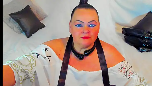 MilanaBiegert online show from 01-02-25, 03:40