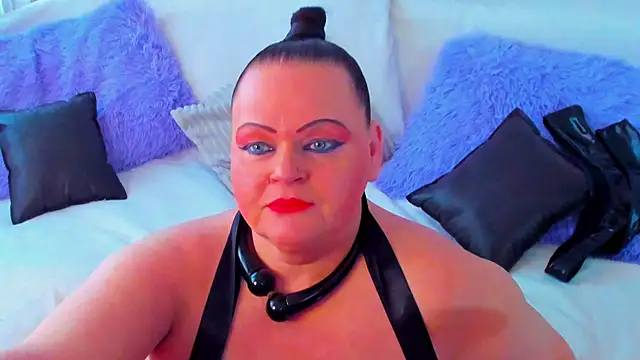 MilanaBiegert online show from 03-20-25, 03:04